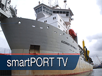 smartPORT TV: The Alexander von Humboldt - A huge Hopper-dredger in Action